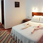 Alican Pensionat Çıralı