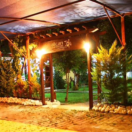 Alican Гостевой дом